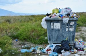 rifiuti di plastica